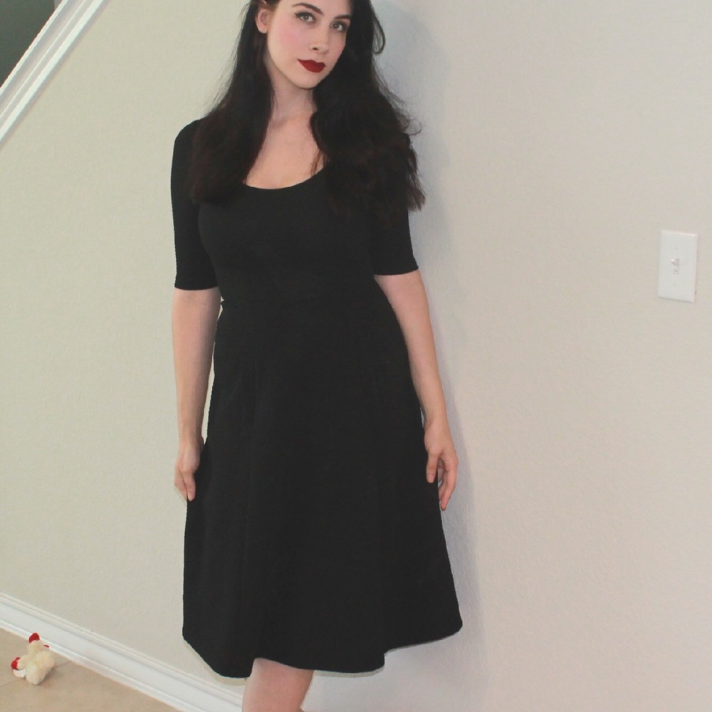 Black midi dress